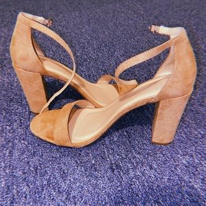 A new day tan heels!